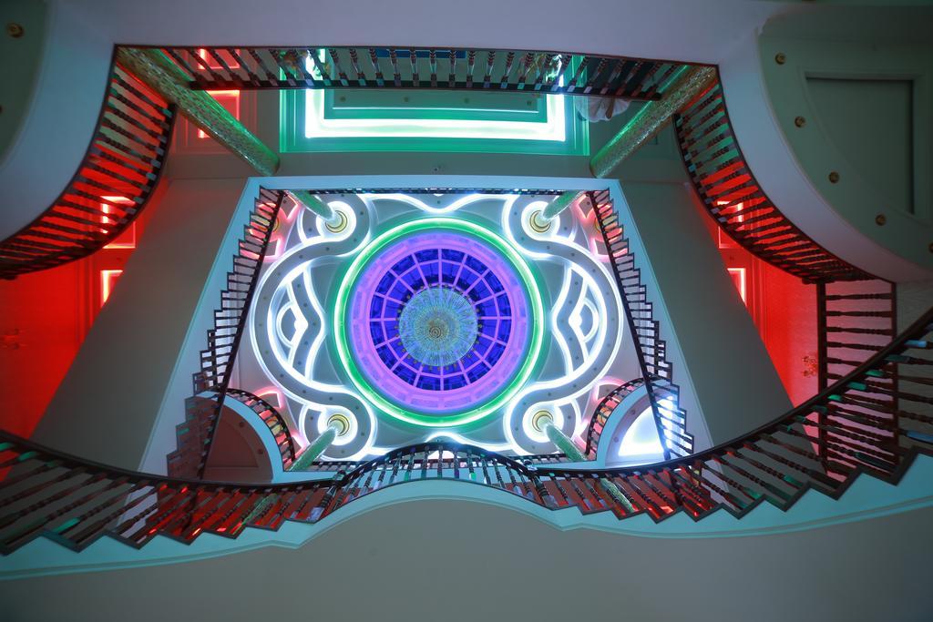 Lotte Palace Doesjanbe Buitenkant foto